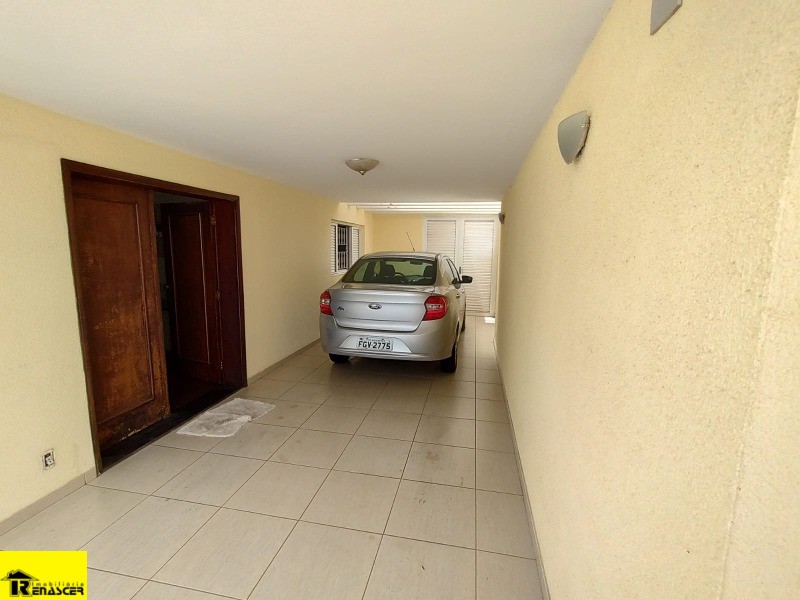 Casa com 3 quartos à venda, 270m² — foto 4 de 24