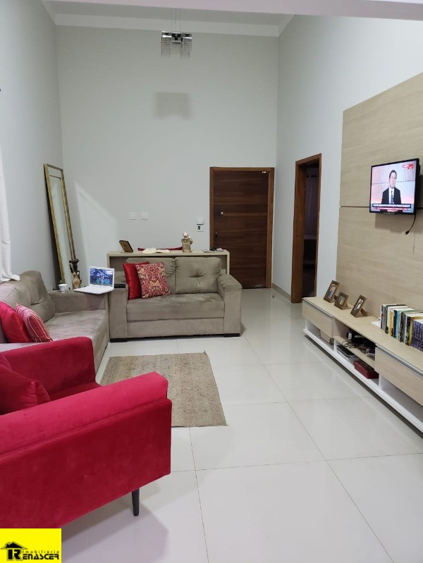 Casa com 3 quartos à venda, 200m² — foto 3 de 10