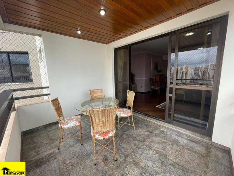 Apartamento com 4 quartos à venda, 300m² — foto 4 de 24