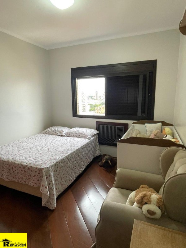 Apartamento com 4 quartos à venda, 300m² — foto 13 de 24