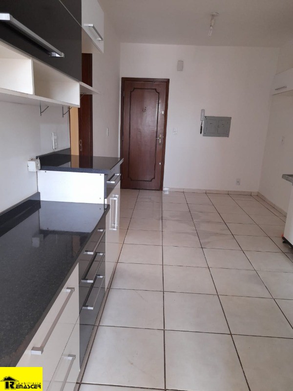 Apartamento com 3 quartos à venda, 120m² — foto 11 de 12