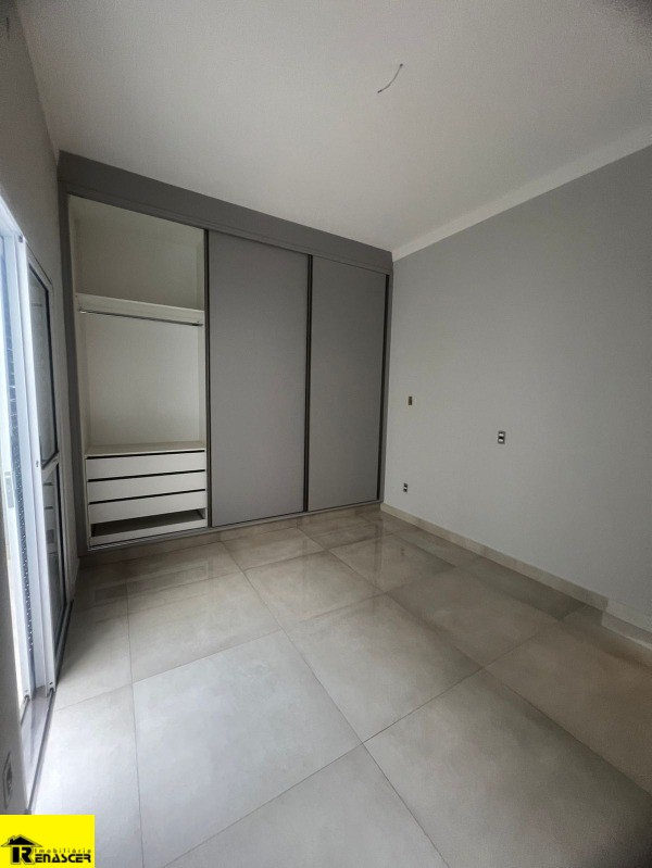 Casa com 3 quartos à venda, 120m² — foto 38 de 39
