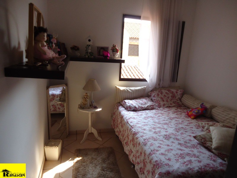 Casa de Condomínio com 3 quartos à venda, 160m² — foto 10 de 15