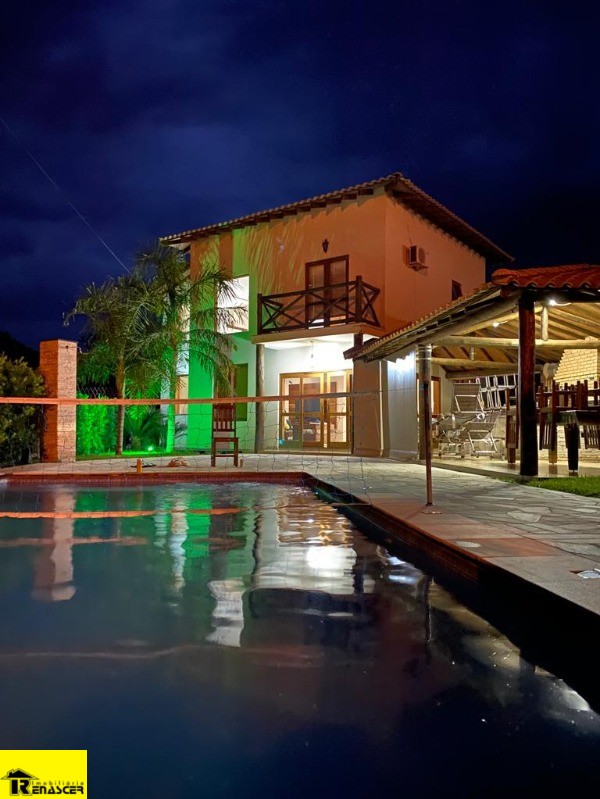 Casa de Condomínio com 3 quartos à venda, 450m² — foto 4 de 46