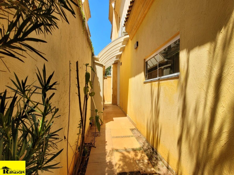 Casa de Condomínio com 3 quartos à venda e aluguel, 310m² — foto 13 de 44