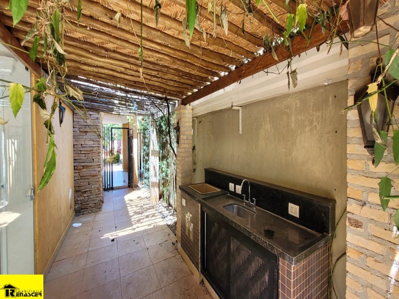 Casa de Condomínio com 3 quartos à venda e aluguel, 310m² — foto 44 de 44