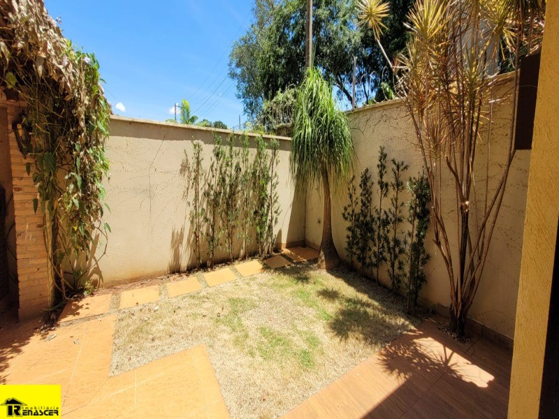 Casa de Condomínio com 3 quartos à venda e aluguel, 310m² — foto 39 de 44