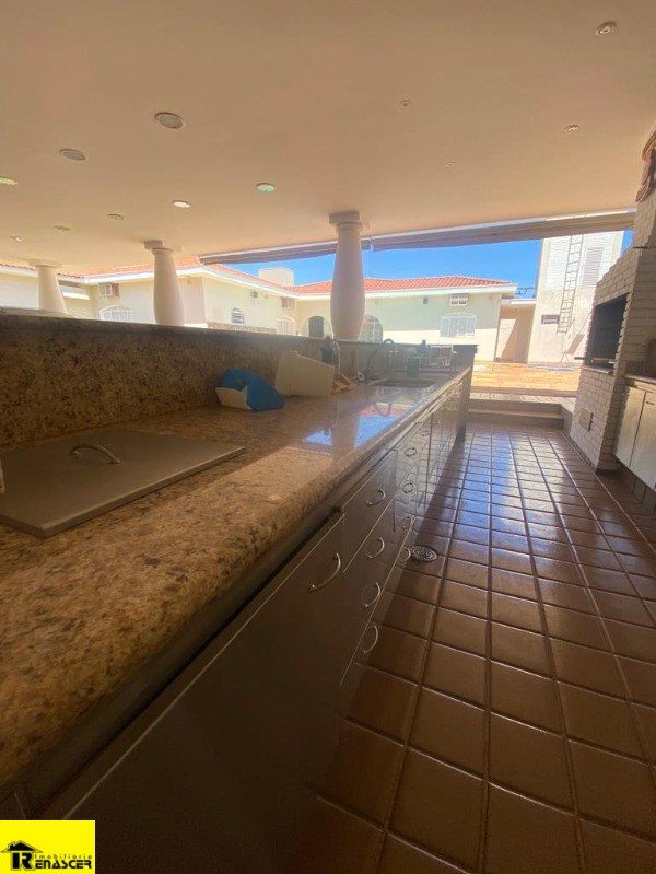 Casa com 3 quartos para aluguel, 1150m² — foto 8 de 16