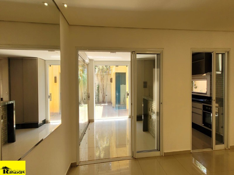 Casa de Condomínio com 3 quartos à venda e aluguel, 310m² — foto 38 de 44