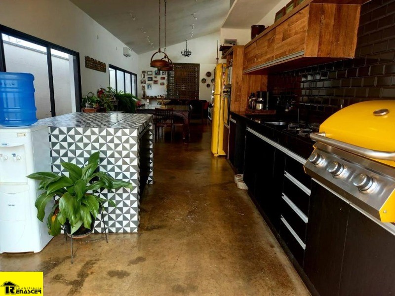 Casa de Condomínio com 3 quartos à venda e aluguel, 400m² — foto 6 de 9