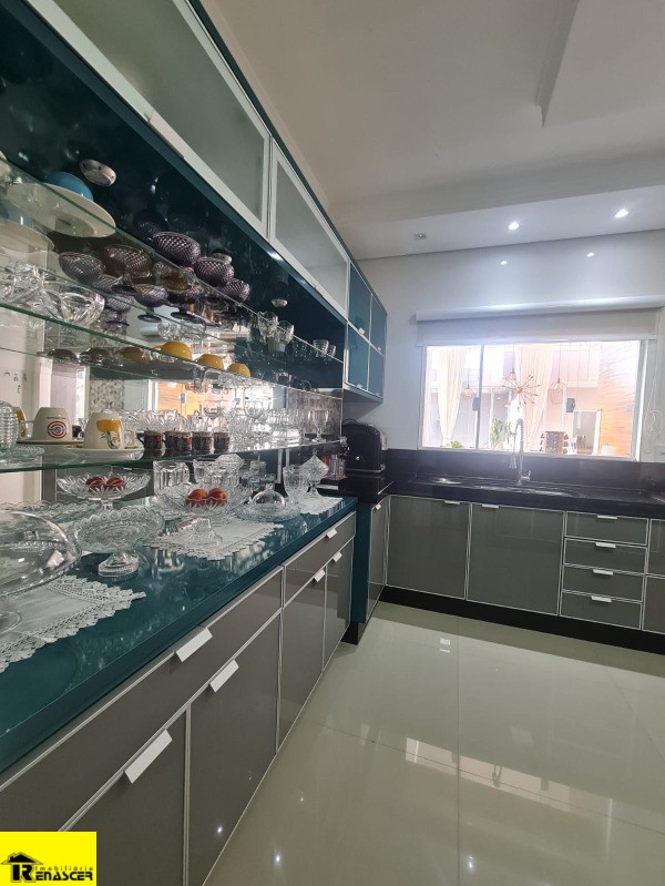 Casa de Condomínio com 3 quartos à venda, 444m² — foto 24 de 59
