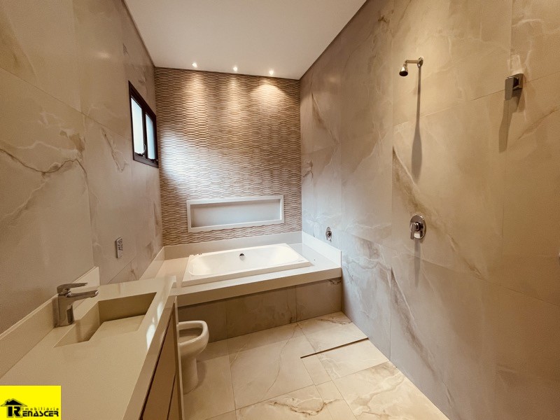 Casa de Condomínio com 3 quartos à venda, 250m² — foto 15 de 21