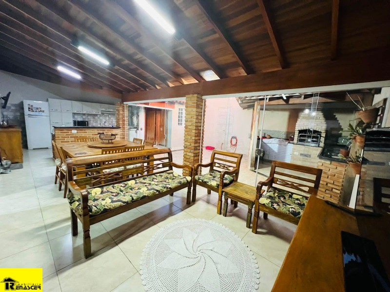 Casa com 2 quartos à venda, 200m² — foto 18 de 49
