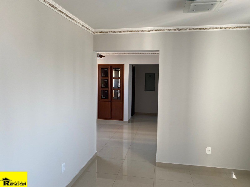 Apartamento com 3 quartos à venda, 120m² — foto 2 de 22