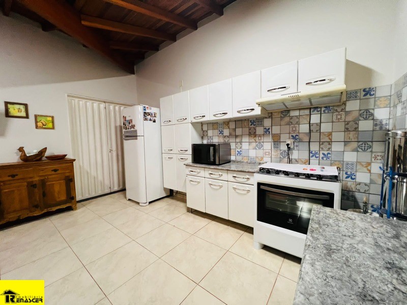 Casa com 2 quartos à venda, 200m² — foto 20 de 49