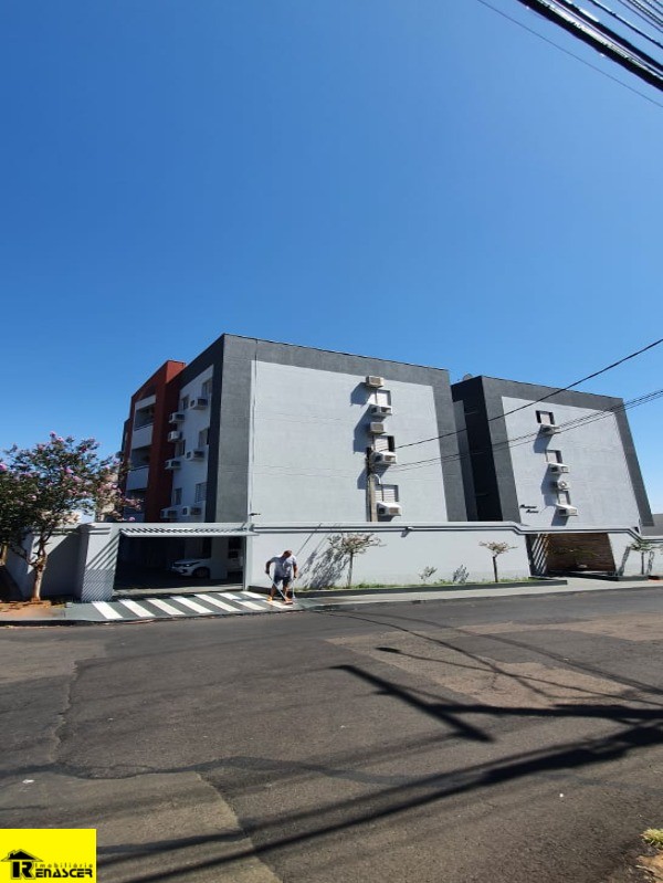 Apartamento com 3 quartos à venda, 96m² — foto 1 de 23