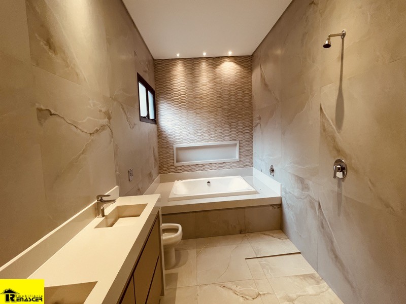 Casa de Condomínio com 3 quartos à venda, 250m² — foto 16 de 21
