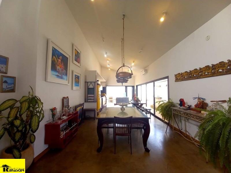 Casa de Condomínio com 3 quartos à venda e aluguel, 400m² — foto 3 de 9