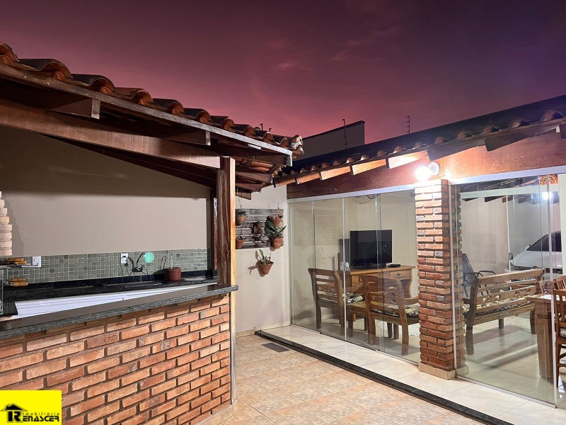 Casa com 2 quartos à venda, 200m² — foto 38 de 49