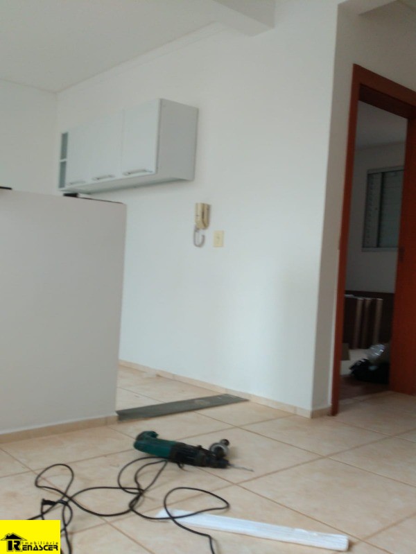 Apartamento com 2 quartos à venda e aluguel, 48m² — foto 3 de 8