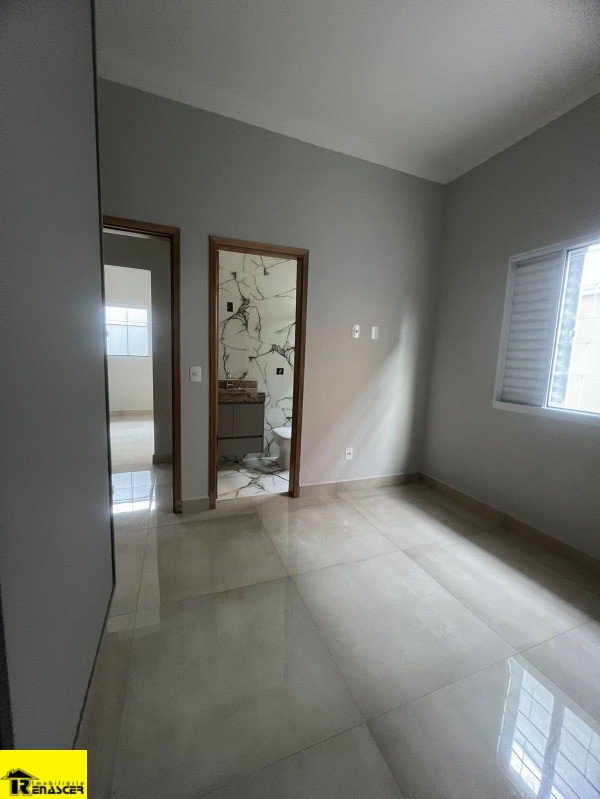 Casa com 3 quartos à venda, 120m² — foto 21 de 39