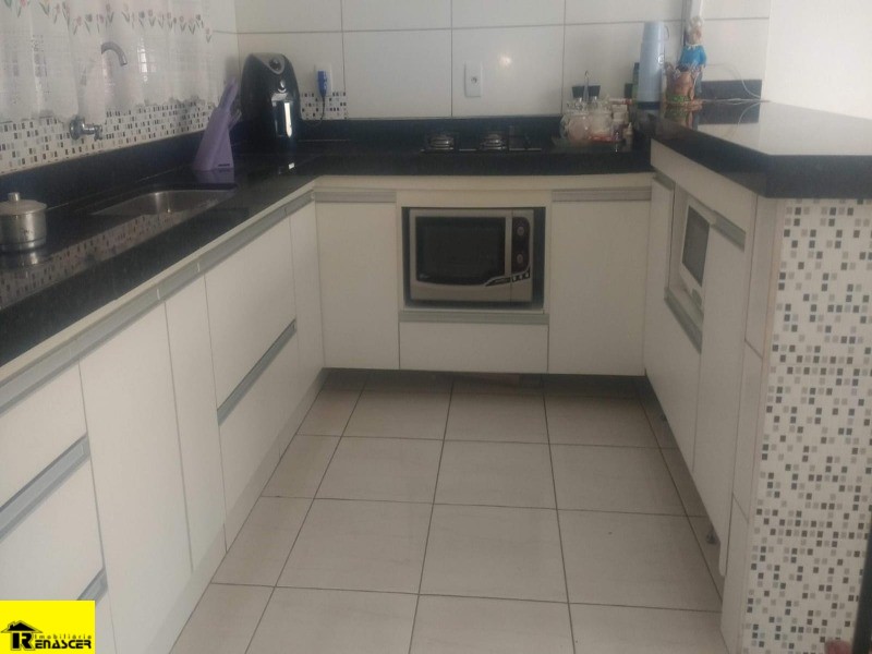 Casa com 3 quartos à venda, 202m² — foto 9 de 27
