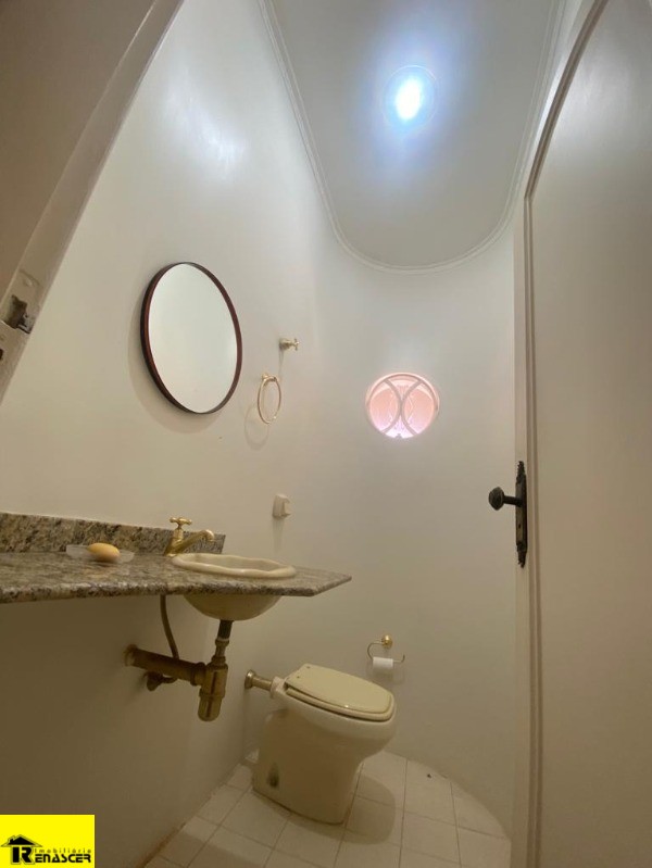 Casa com 3 quartos para aluguel, 1150m² — foto 10 de 16