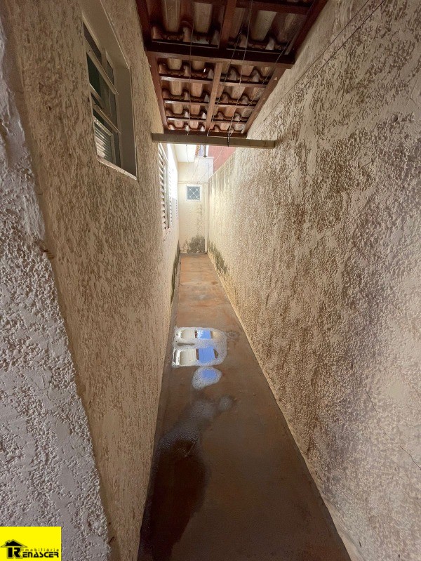 Casa com 3 quartos à venda — foto 14 de 25