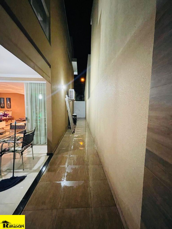 Casa de Condomínio com 3 quartos à venda — foto 12 de 37