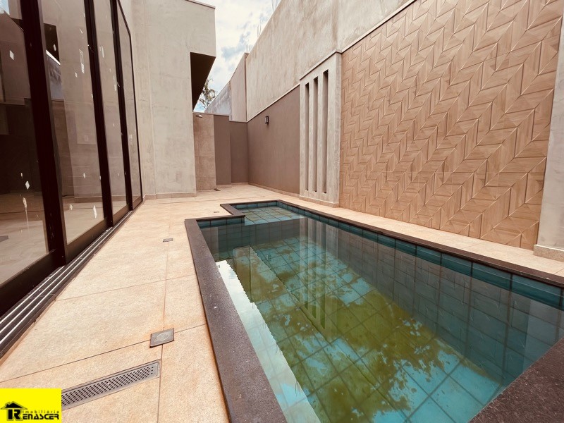 Casa de Condomínio com 3 quartos à venda, 250m² — foto 14 de 21