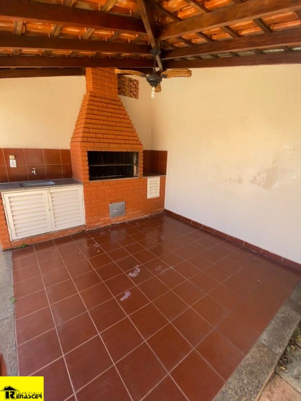 Casa com 4 quartos à venda e aluguel, 300m² — foto 9 de 22
