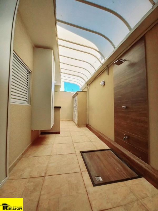 Casa com 3 quartos à venda, 200m² — foto 21 de 21