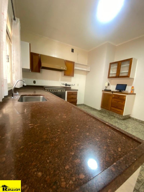 Casa com 3 quartos para aluguel, 1150m² — foto 5 de 16