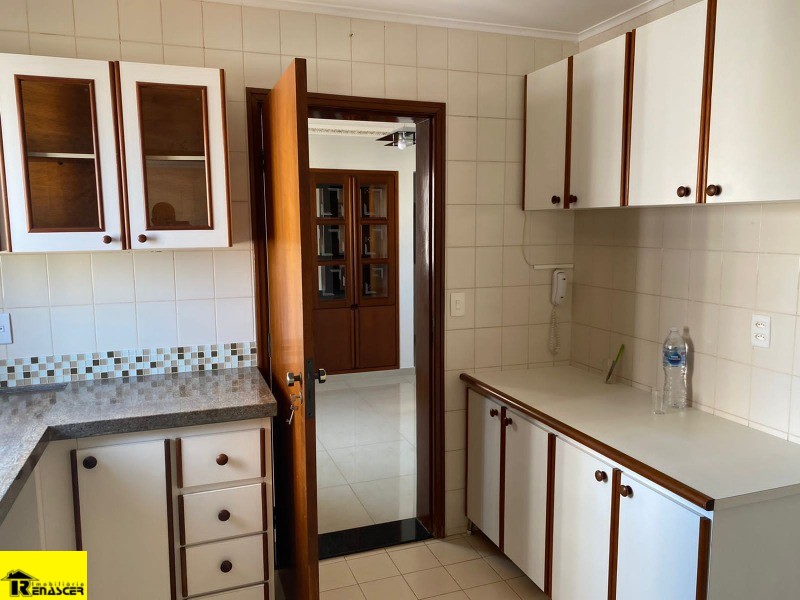 Apartamento com 3 quartos à venda, 120m² — foto 8 de 22