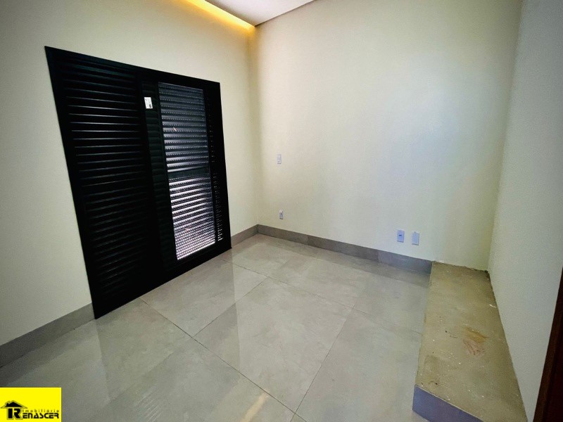 Casa de Condomínio com 3 quartos à venda, 257m² — foto 19 de 29