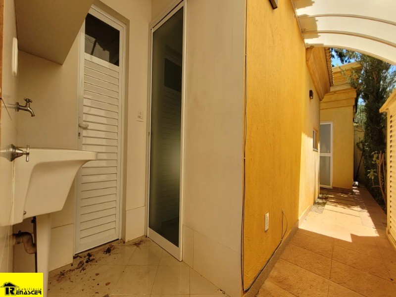Casa de Condomínio com 3 quartos à venda e aluguel, 310m² — foto 12 de 44