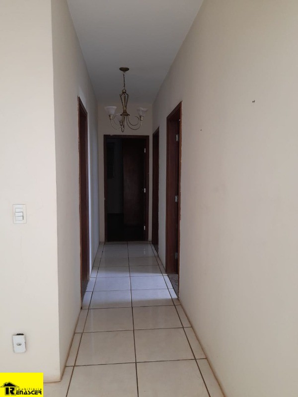 Apartamento com 3 quartos à venda, 120m² — foto 2 de 12