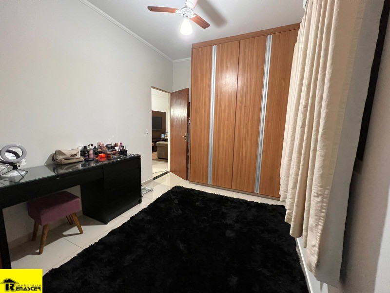 Casa com 2 quartos à venda, 200m² — foto 35 de 49