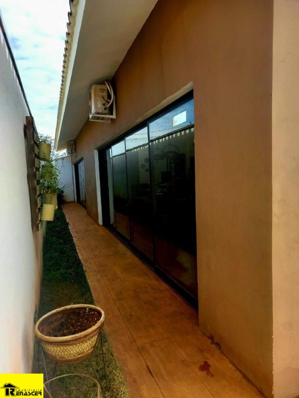 Casa de Condomínio com 3 quartos à venda e aluguel, 400m² — foto 8 de 9