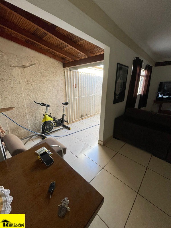 Casa com 3 quartos à venda — foto 18 de 25