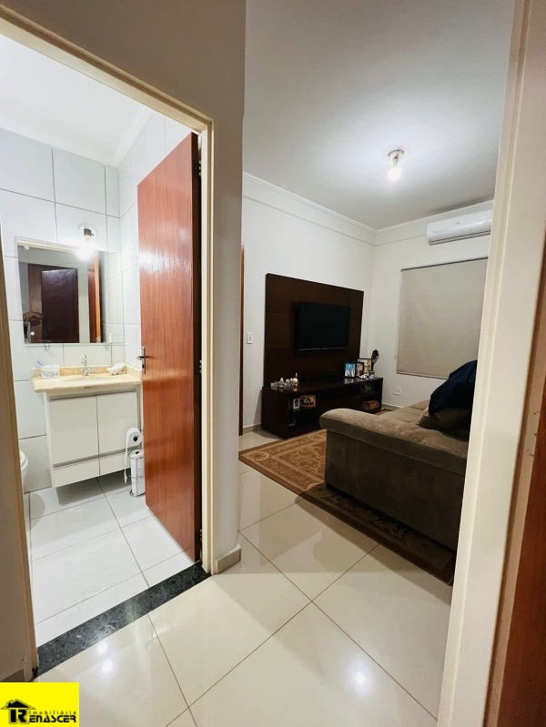 Casa com 2 quartos à venda, 200m² — foto 36 de 49