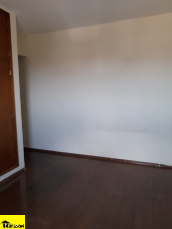 Apartamento com 3 quartos à venda, 120m² — foto 5 de 12