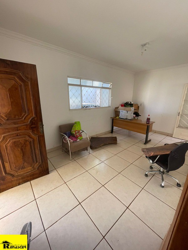 Casa com 3 quartos à venda — foto 7 de 25