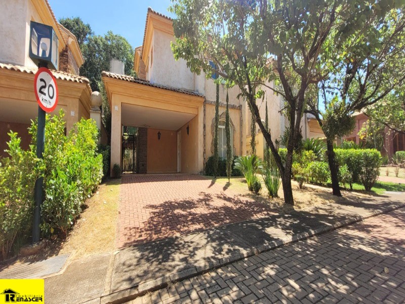 Casa de Condomínio com 3 quartos à venda e aluguel, 310m² — foto 4 de 44