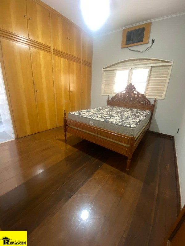 Casa com 3 quartos para aluguel, 1150m² — foto 12 de 16