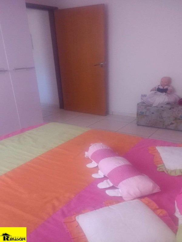 Casa com 3 quartos à venda, 202m² — foto 17 de 27
