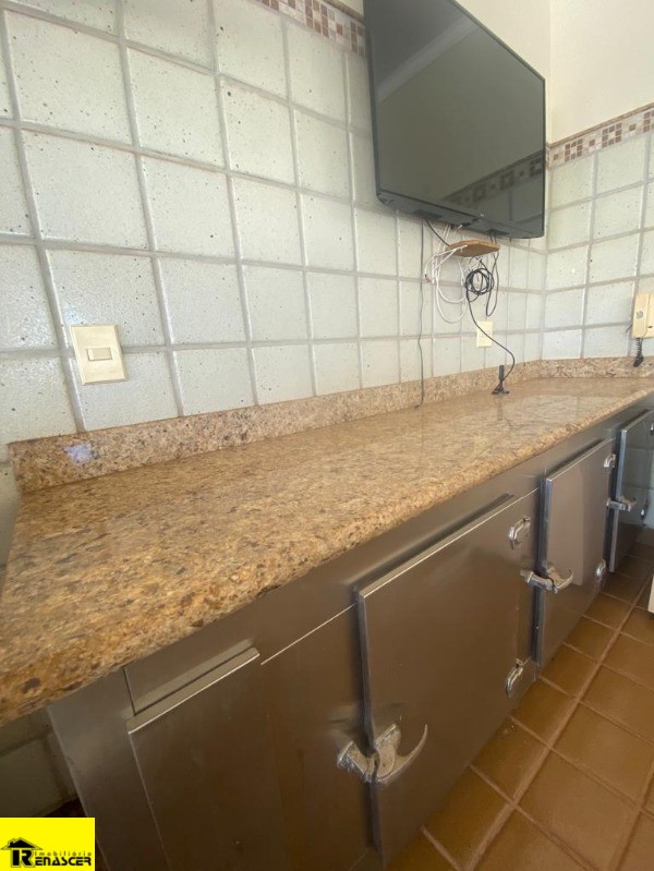 Casa com 3 quartos para aluguel, 1150m² — foto 7 de 16