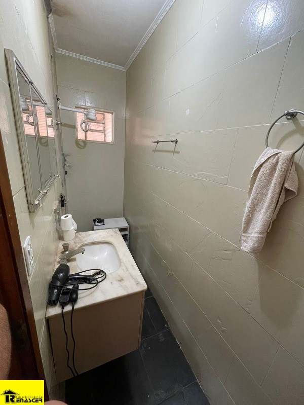 Casa com 3 quartos à venda — foto 16 de 25