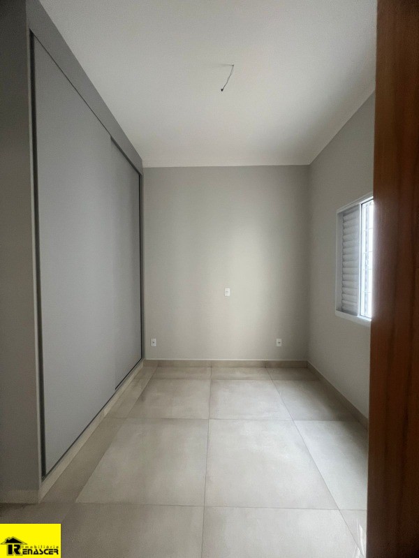 Casa com 3 quartos à venda, 120m² — foto 16 de 39