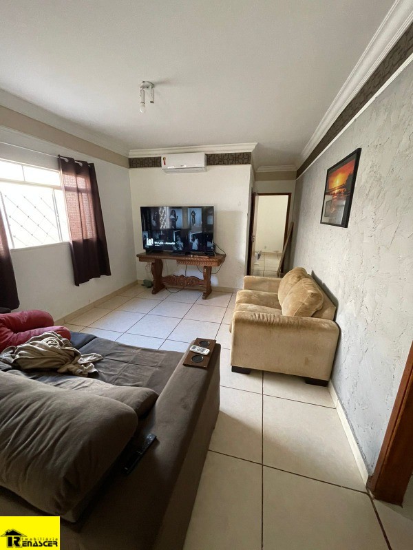 Casa com 3 quartos à venda — foto 9 de 25